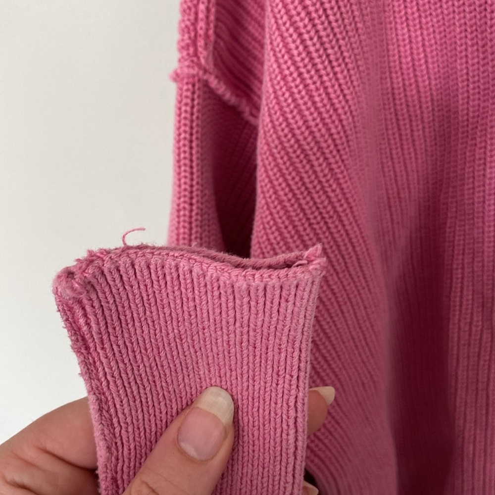 Aerie Women’s Bright Pink Crew Neck Knit Sweater Size XS Oversized - Picture 7 of 7